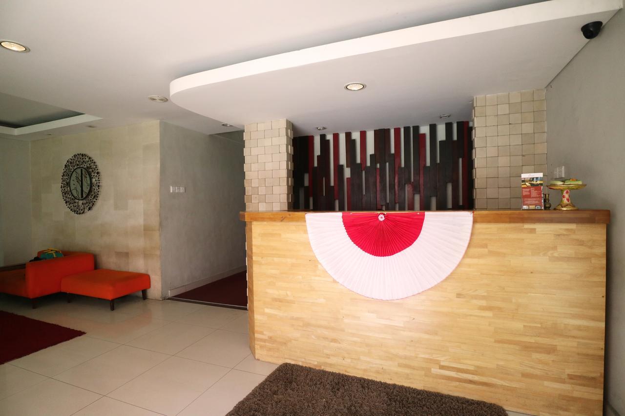 Santosa City Hotel Денпасар Екстериор снимка